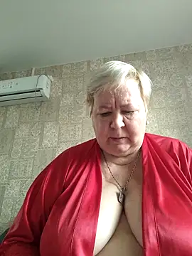 EffectFiona online show from 10-14-25, 02:45