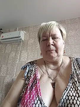 EffectFiona online show from 03-18-26, 11:57