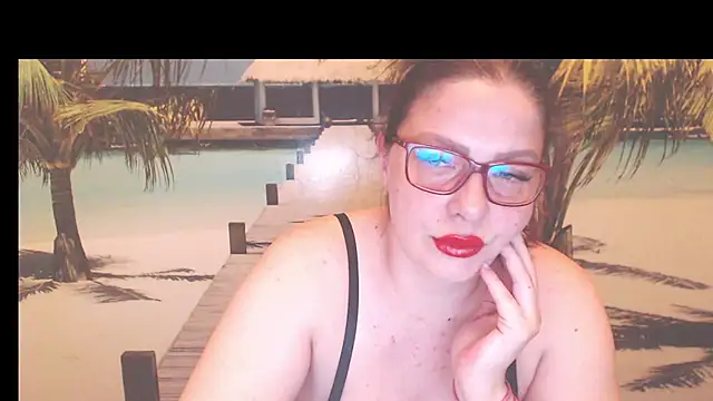 Snapshot of Queen__Natasha chatting on 07-25-26, 07:33 Queen Natasha online show from 07-25-26, 07:33