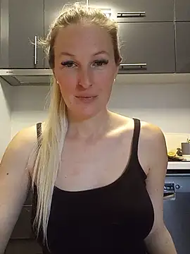 MaviePearl online show from 03-21-25, 09:34