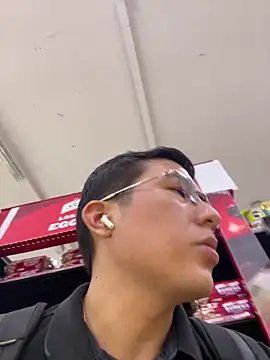 andrewmhilton  online show from 03-22-25, 08:26