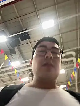 andrewmhilton  online show from 03-11-26, 11:55