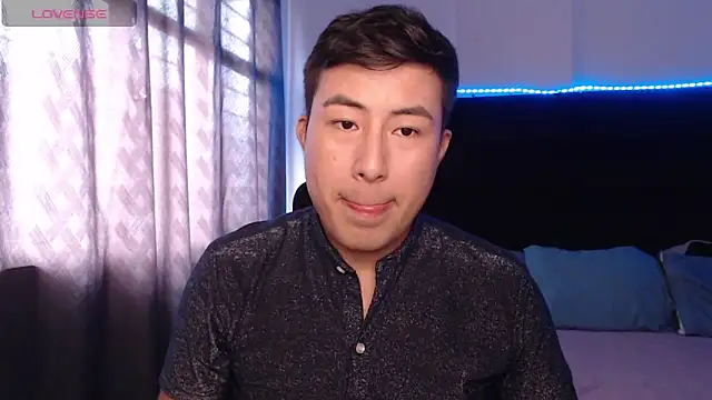 andrewmhilton  online show from 04-02-26, 05:54