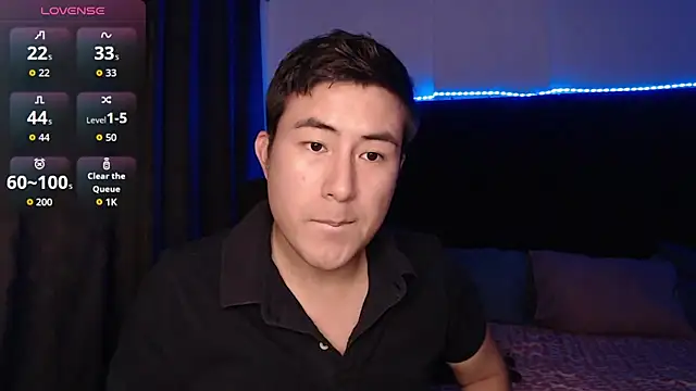 andrewmhilton  online show from 04-21-26, 06:31