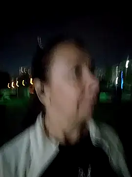 Snapshot of Celine_Faer1 chatting on 05-26-26, 04:58 Celine Faer1 online show from 05-26-26, 04:58
