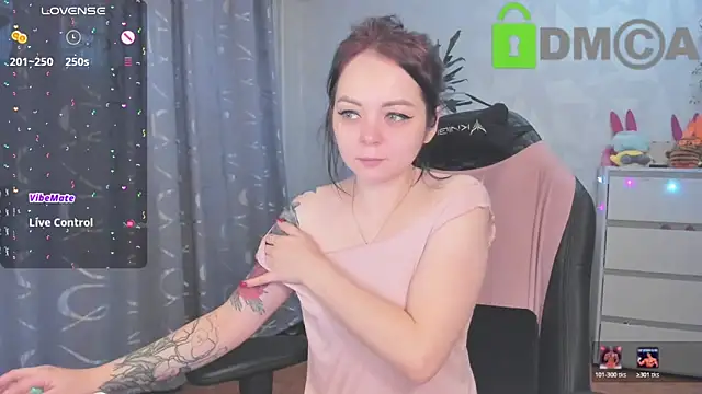 AnnyHoney  online show from 12-14-25, 11:26