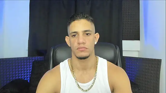 jhonnysnow17 online show from 06-25-26, 01:05