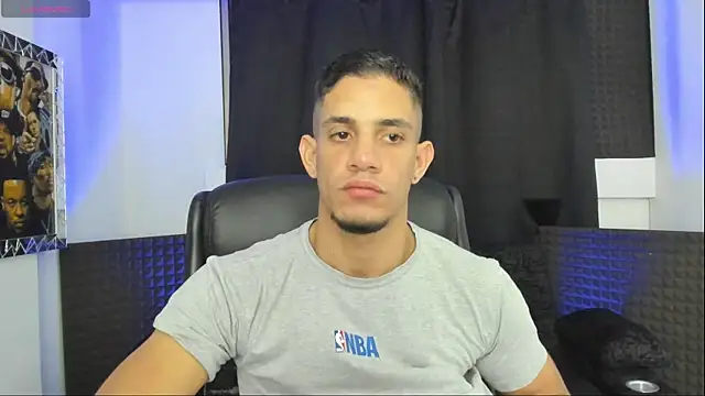 jhonnysnow17 online show from 07-10-26, 03:44