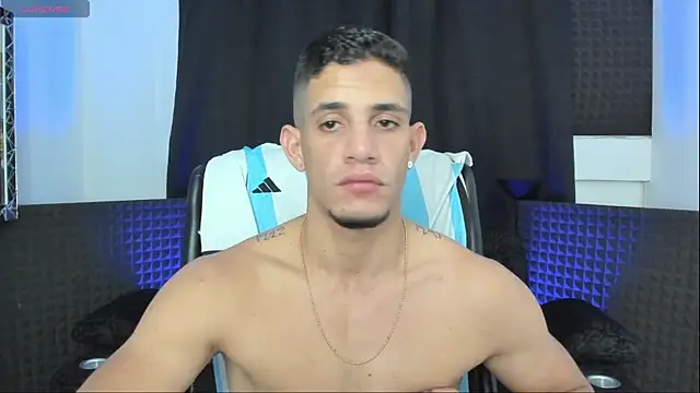 jhonnysnow17 online show from 07-17-26, 07:04