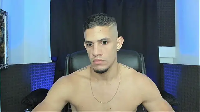 jhonnysnow17 online show from 07-30-26, 07:07