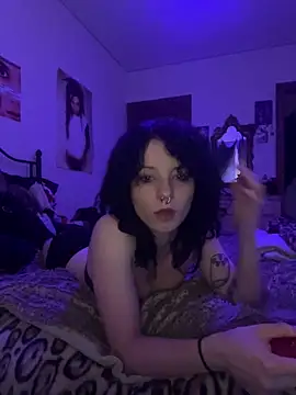 Bunny y online show from 10-11-25, 02:22