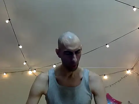 Snapshot of HandsomeAlfie chatting on 10-08-25, 02:31 HandsomeAlfie online show from 10-08-25, 02:31