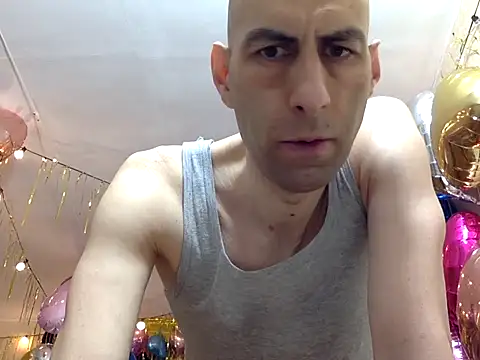 Snapshot of HandsomeAlfie chatting on 02-25-26, 07:51 HandsomeAlfie online show from 02-25-26, 07:51