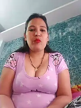 Snapshot of Poojabhabi101 chatting on 01-23-25, 05:45 Poojabhabi101 online show from 01-23-25, 05:45