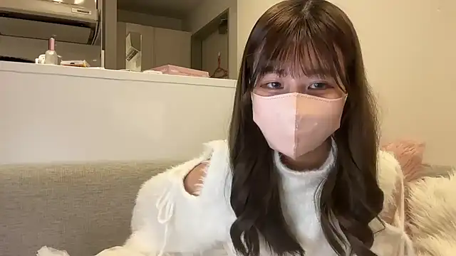 Snapshot of Ray-00 chatting on 02-02-25, 11:40 Ray-00 online show from 02-02-25, 11:40