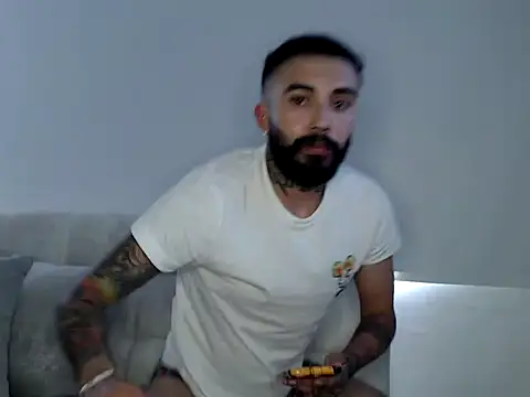 transgenderboy online show from 01-15-26, 04:22