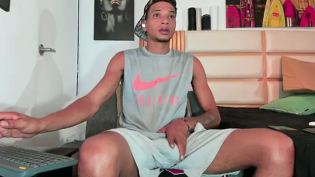 Snapshot of _Bbc_master_ chatting on 09-20-25, 11:06  Bbc master  online show from 09-20-25, 11:06