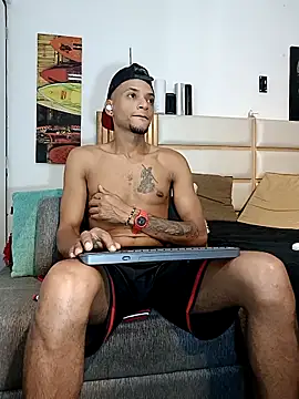 Snapshot of _Bbc_master_ chatting on 09-29-25, 05:23  Bbc master  online show from 09-29-25, 05:23