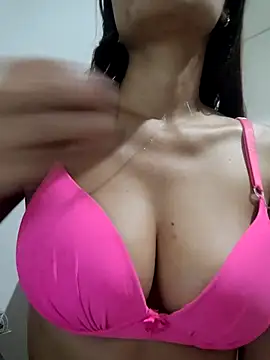 Snapshot of luz_94 chatting on 04-27-26, 09:02 luz 94 online show from 04-27-26, 09:02
