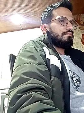 Snapshot of Andres_ramsey chatting on 03-19-25, 08:00 Andres ramsey online show from 03-19-25, 08:00