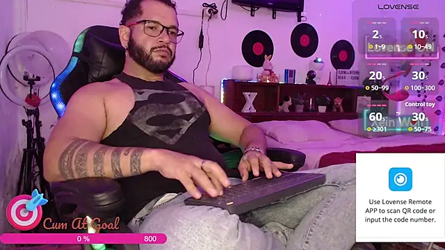 Snapshot of Xein_WoIf chatting on 08-02-26, 02:32 Xein WoIf online show from 08-02-26, 02:32