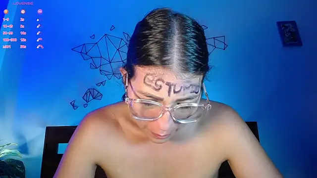 DaMikaela  online show from 03-13-25, 10:21