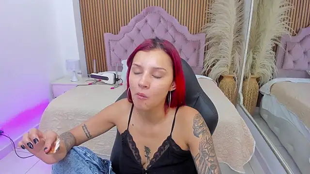 CinthiaCollins online show from 05-15-26, 09:33