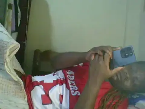 Snapshot of sweet-frida22 chatting on 02-20-25, 03:01 sweet-frida22 online show from 02-20-25, 03:01