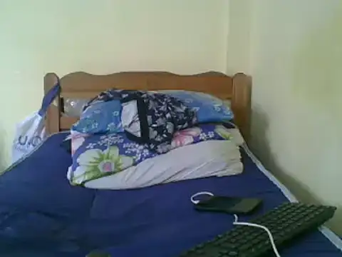 Snapshot of sweet-frida22 chatting on 03-04-25, 09:40 sweet-frida22 online show from 03-04-25, 09:40