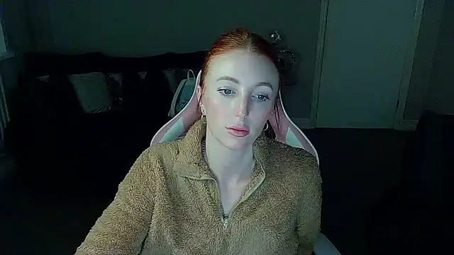 Red firesquirt online show from 01-07-25, 10:52