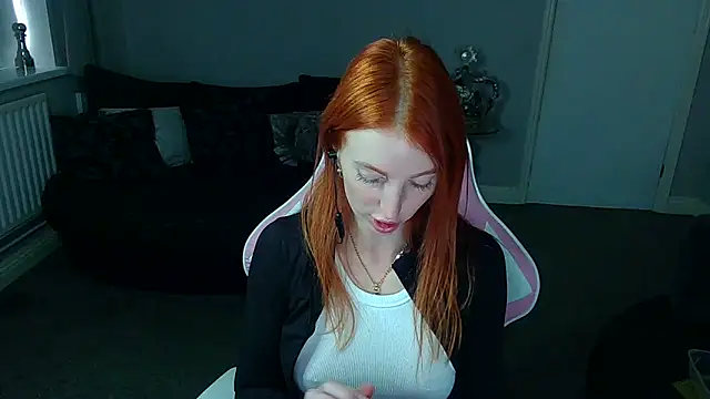 Red firesquirt online show from 01-27-25, 03:28