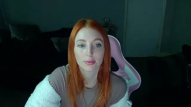 Red firesquirt online show from 02-03-25, 02:34