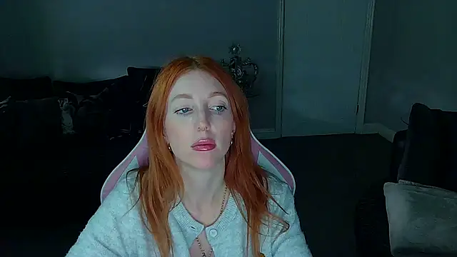 Red firesquirt online show from 03-11-25, 01:56