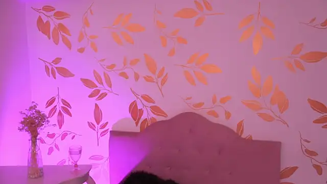 Snapshot of Misselektra__ chatting on 07-16-26, 04:07 Misselektra online show from 07-16-26, 04:07
