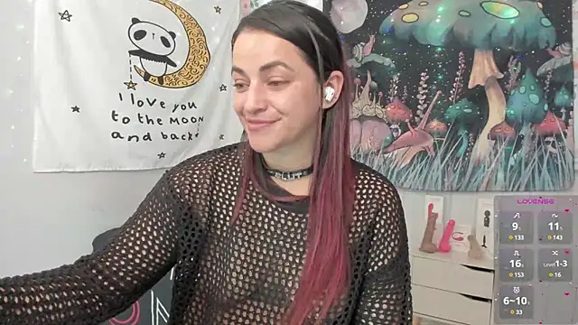 LovelyAzucena online show from 01-20-25, 08:40