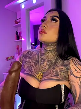 CloeeBeckam online show from 11-28-25, 04:48