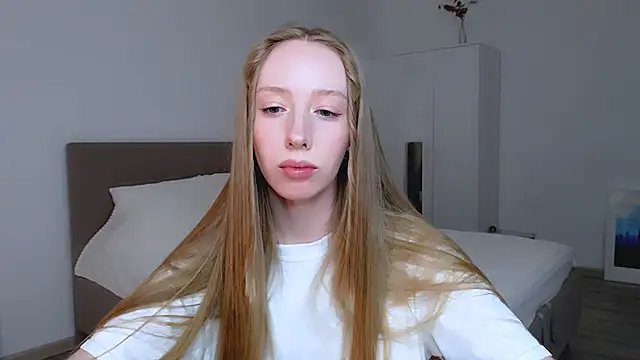 Luna insniity online show from 12-09-24, 12:12