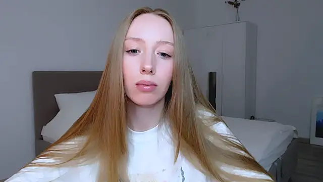 Luna insniity online show from 12-15-24, 03:13