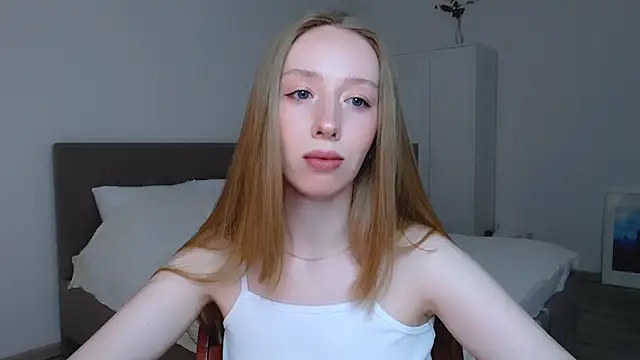 Luna insniity online show from 12-22-24, 07:31