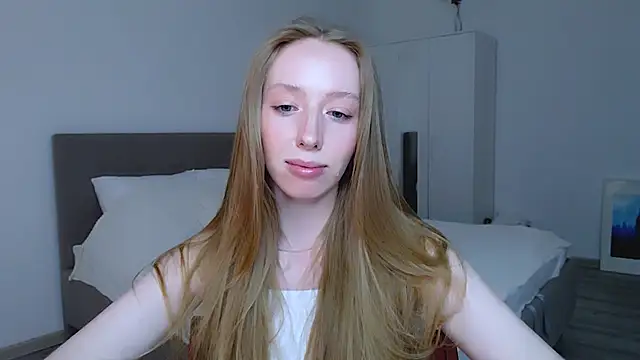 Luna insniity online show from 12-23-24, 01:40