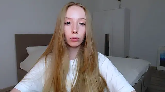 Luna insniity online show from 12-29-24, 07:53