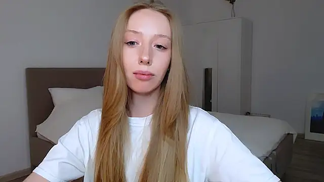 Luna insniity online show from 01-13-25, 11:17