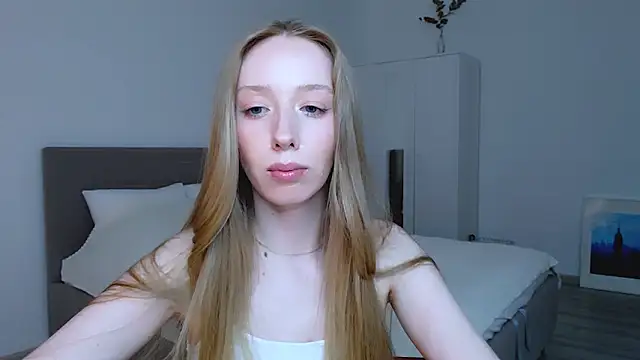 Luna insniity online show from 01-19-25, 03:08