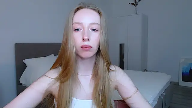 Luna insniity online show from 01-23-25, 07:07