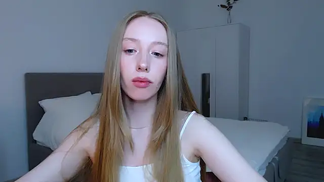 Luna insniity online show from 01-23-25, 10:11