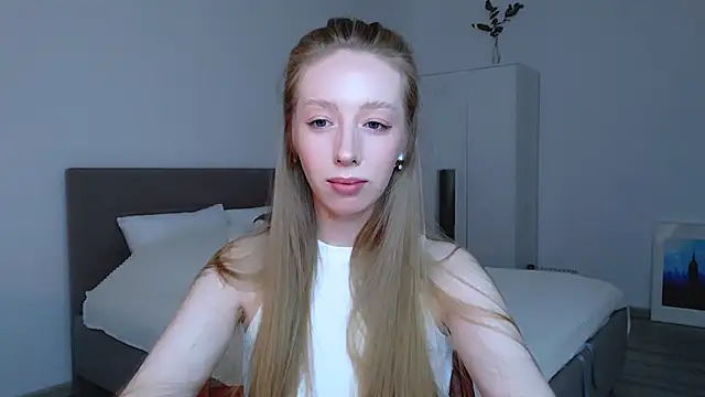 Luna insniity online show from 02-15-25, 07:50