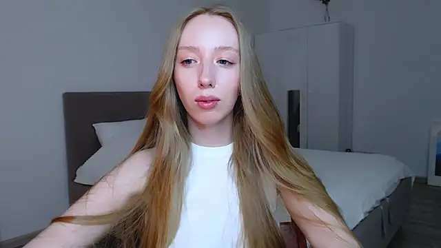 Luna insniity online show from 03-13-25, 10:54