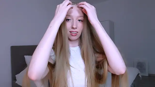 Luna insniity online show from 03-04-26, 09:32