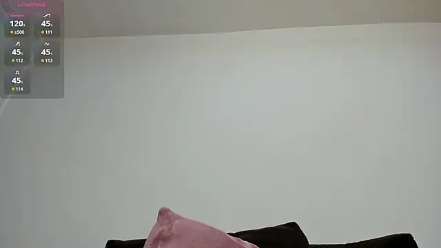 Snapshot of baby_ivy chatting on 09-22-25, 08:11 baby ivy online show from 09-22-25, 08:11