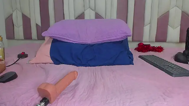 lucyy gray online show from 02-13-25, 09:30